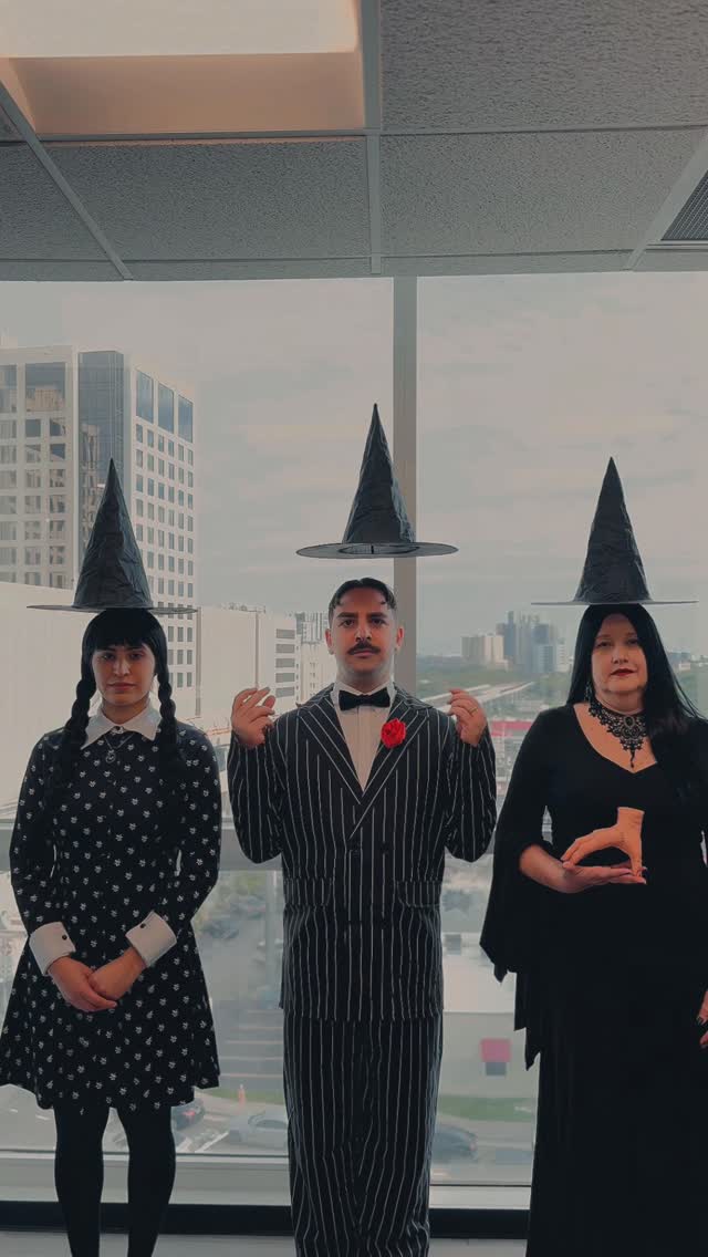 Don&rsquo;t let another year DISAPPEAR without a visit to the dentist! 🎃🕷️ ☠️ Come join OUR Family! 💀 🕸️👻 Schedule your appointment by calling ...